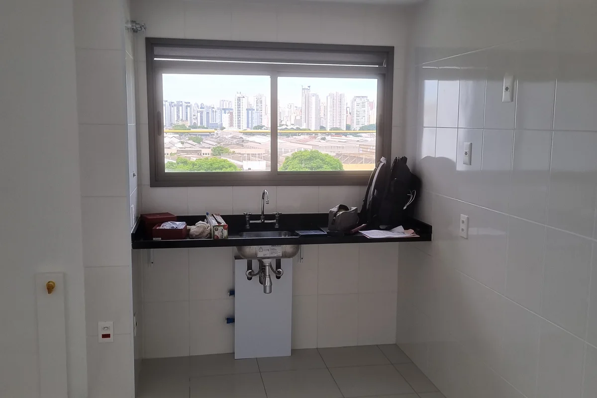 Antes: cozinha do Apartamento Mooca antes da reforma