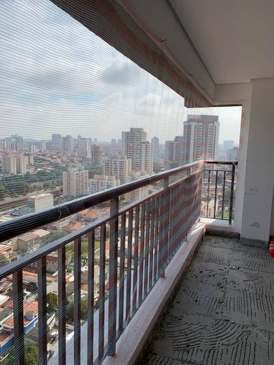 Vila Matilde — varanda antes, obra bruta