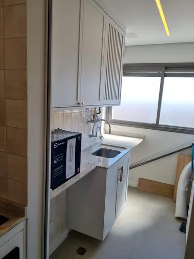 Apartamento Vila Matilde: cozinha corredor